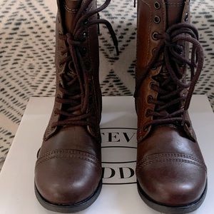 STEVE MADDEN Brown Troopa Boots Size 6.5